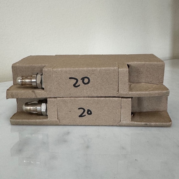 Lot of 2 - CBI Circuit Breaker D2ALX20239 20Amp Bullet Style DD-Frame 1 Pole 80V - Picture 5 of 7